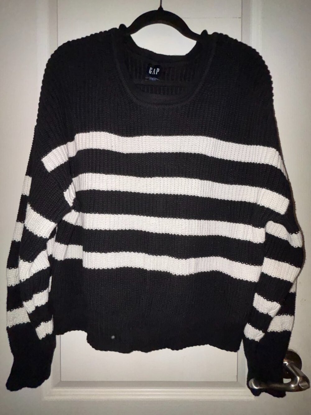 GAP Black & Cream White Striped Chunky Crewneck Sweater (Size Large)